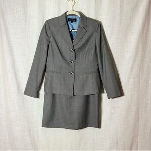Evan Picone Gray Plaid Skirt Suit Set – Blazer & Midi Skirt‎ Women’s 10